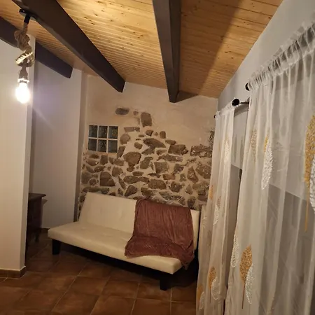 Holiday home La Escondida Burgohondo